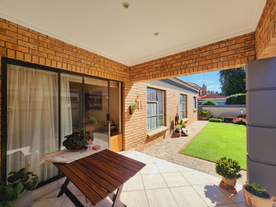 3 Bedroom Property for Sale in Grimbeeck Park North West